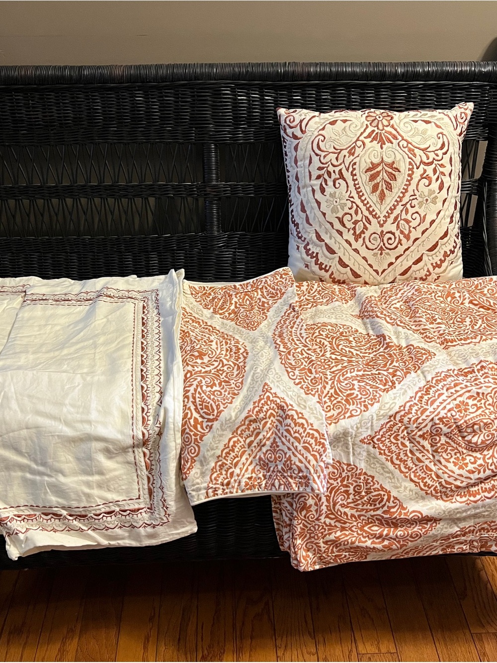 Pier 1 Rust Floral Medallion King Duvet Cover and Sham Set
